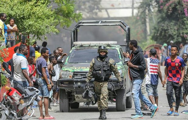 Vụ ám sát Tổng thống Haiti: Nhóm tay súng Colombia vượt biên vào Haiti