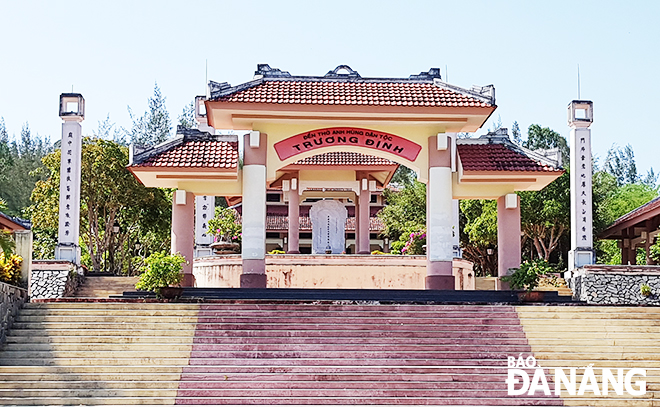 Đền thờ Anh hùng dân tộc Trương Định ở xã Tịnh Khê, thành phố Quảng Ngãi, tỉnh Quảng Ngãi. Ảnh: V.T.L	