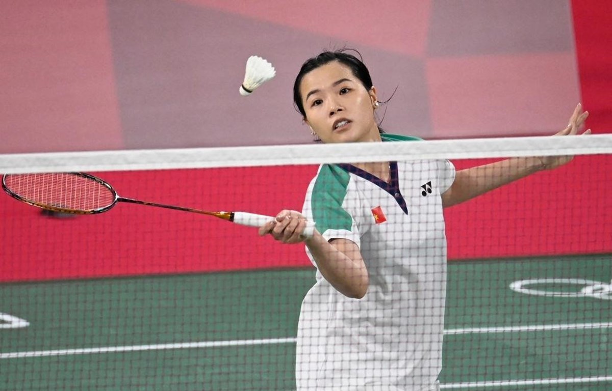 Tay vợt Nguyễn Thùy Linh thi đấu với QI Xuefei tại Olympic Tokyo 2020 sáng 24/7. (Ảnh: Getty Images)