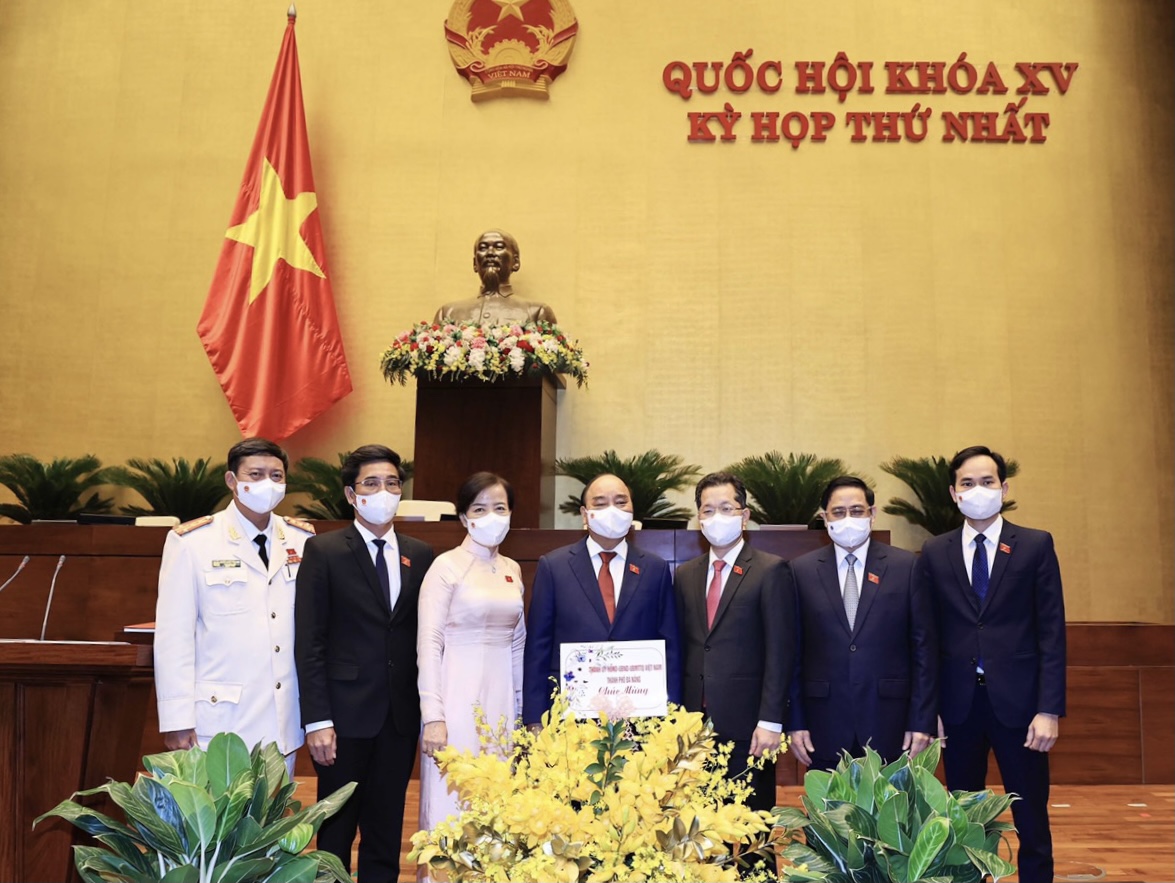 Thành uỷ - HĐND - UBND - Uỷ ban MTTQ Việt Nam thành phố Đà Nẵng chúc mừng Chủ tịch nước Nguyễn Xuân Phúc.