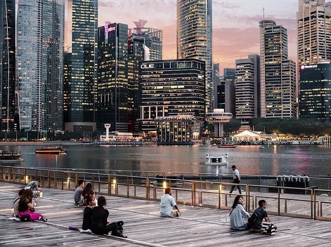 Các tòa nhà cao tầng được quy hoạch hiện đại, có cảnh quan đẹp và giảm thiểu giao thông cơ giới tại Singapore.