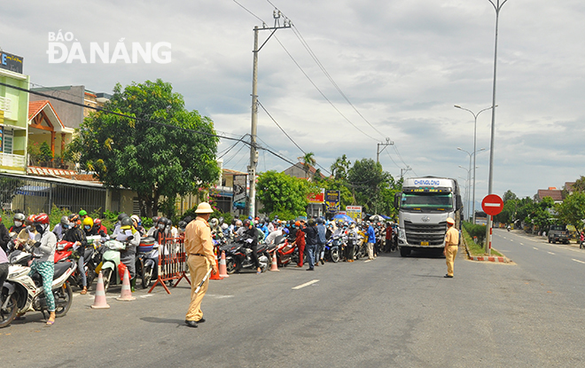Lái xe chở hàng từ Đà Nẵng đi Quảng Nam nếu ở lại phải vào khu cách ly tập trung có thu phí