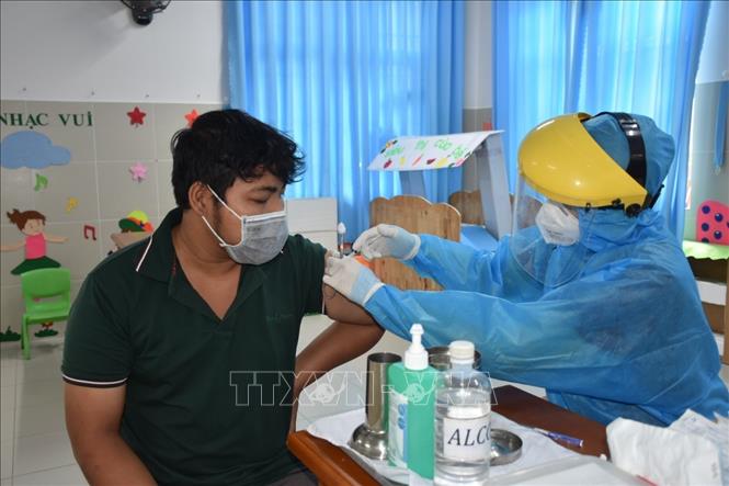 Sáng 10-8, Việt Nam công bố 5.149 ca nhiễm mới, thêm 599.941 liều vắc-xin được tiêm