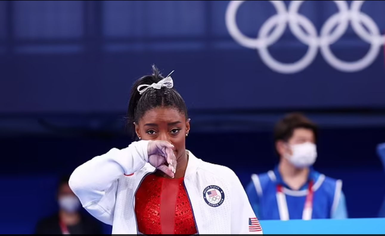 Việc Simone Biles (ảnh) chia tay Tokyo 2020 gióng lên hồi chuông cảnh báo quan trọng về vấn đề sức khỏe tâm thần của các VĐV. 			           Ảnh: Reuters