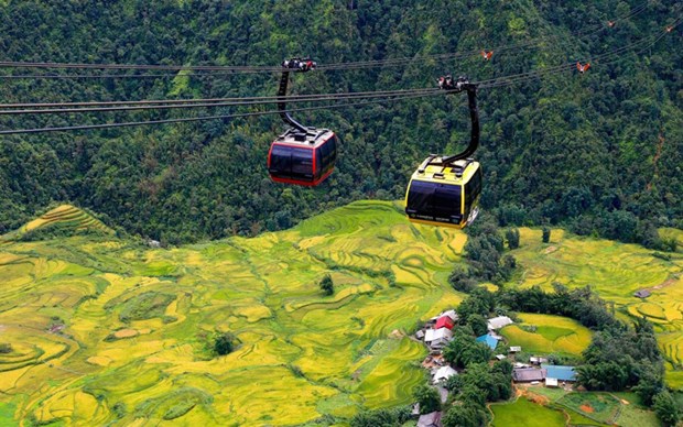 The cable car system will give tourists a breathtaking view of terraced rice fields on the way to Mount Fansipan.