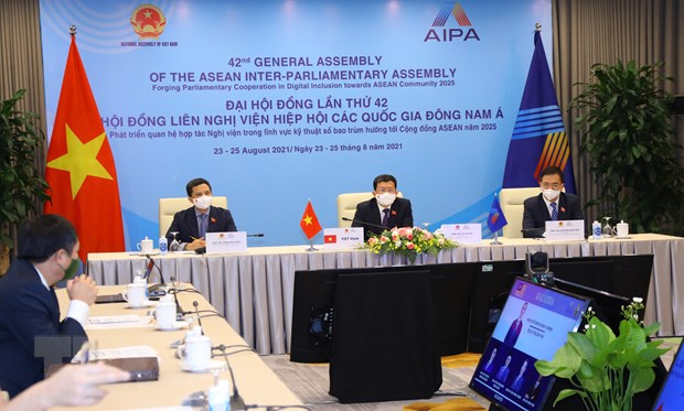 Đoàn Việt Nam tham dự chương trình nghị sự của Đại hội đồng AIPA-42. (Ảnh: Nguyễn Điệp/TTXVN)