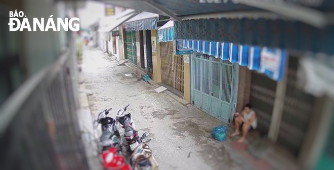 Hình ảnh camera ghi lại trường hợp vi phạm quy định phòng, chống dịch tại phường Tam Thuận. Ảnh Công an cung cấp.