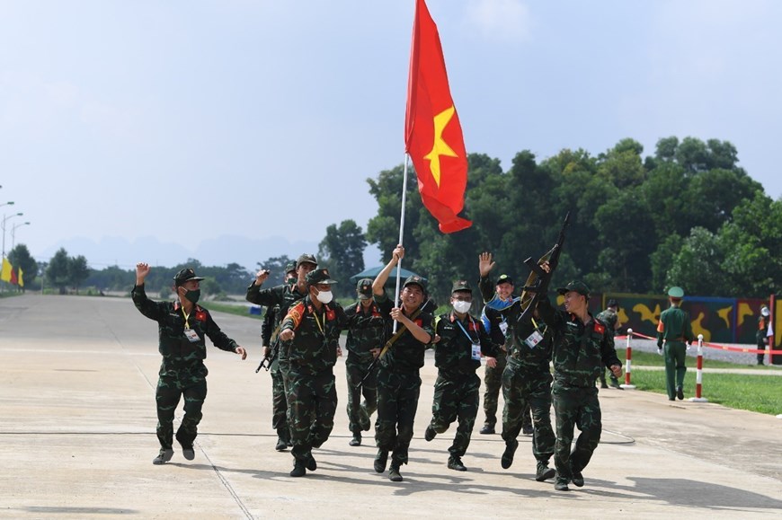 Đội tuyển QĐND Việt Nam giành chiến thắng ở nội dung 'Xạ thủ bắn tỉa'