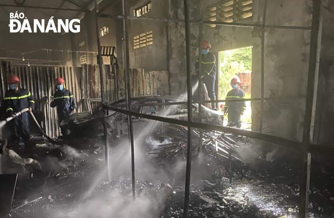 Cháy xưởng gỗ, ước tính thiệt hại hơn 500 triệu đồng