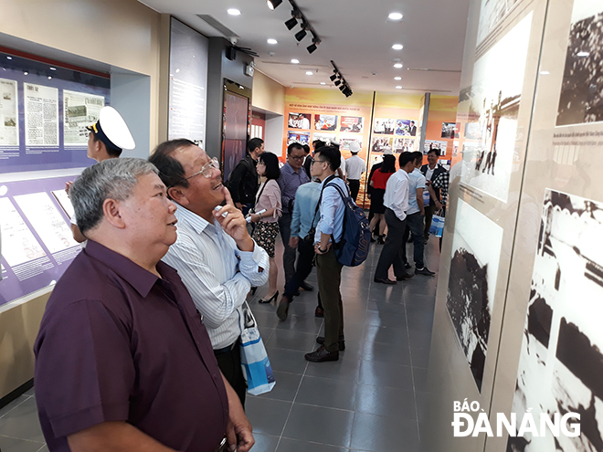Nhà trưng bày Hoàng Sa trở thành điểm tham quan du lịch của thành phố Đà Nẵng thu hút hàng chục ngàn lượt người đến tham quan mỗi năm. ẢNH: SƠN TRUNG