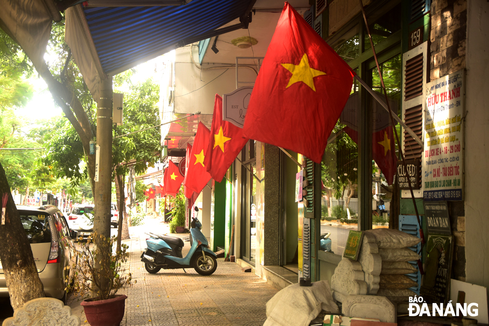 Picture is taken on Nguyen Chi Thanh Street. Photo: TRONG HUY