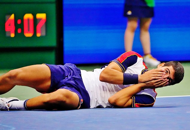 Carlos Alcaraz được xem như là người kế vị Rafael Nadal. Ảnh: AP.