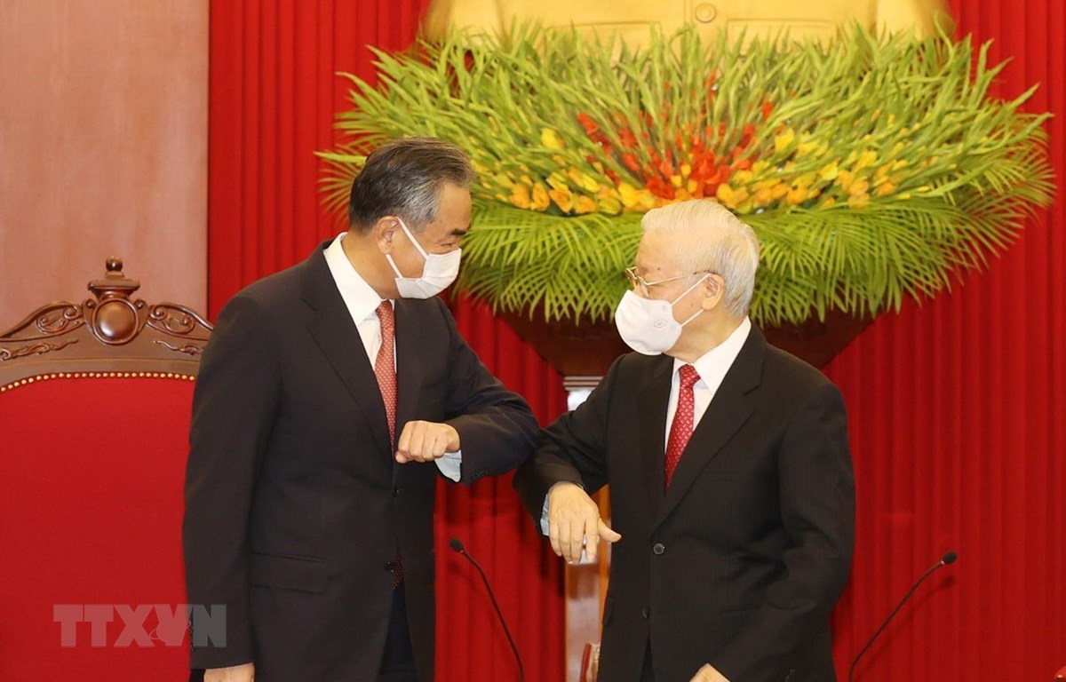 Tổng Bí thư Nguyễn Phú Trọng tiếp Ủy viên Quốc vụ, Bộ trưởng Bộ Ngoại giao Trung Quốc. (Ảnh: Trí Dũng/TTXVN)