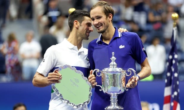 Medvedev khiến Djokovic lỡ cơ hội chạm nhiều cột mốc lịch sử. (Nguồn: Getty Images)