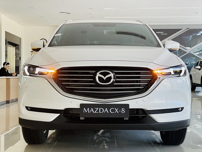 Mazda CX-8 2021 gồm 4 phiên bản Deluxe, Luxury, Premium và Premium AWD.