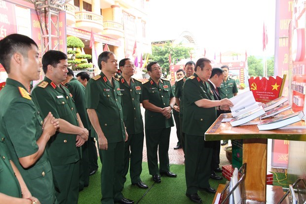 Đại tướng Phùng Quang Thanh thăm Quân khu 1 tháng 8/2020. (Nguồn: Vietnam+)