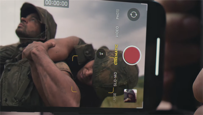 iPhone 13 Pro Max bổ sung các tính năng chụp hình và quay phim chuyên nghiệp.