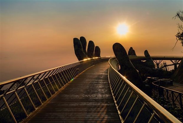 Golden Bridge in central Da Nang city. (Photo: VNA) 