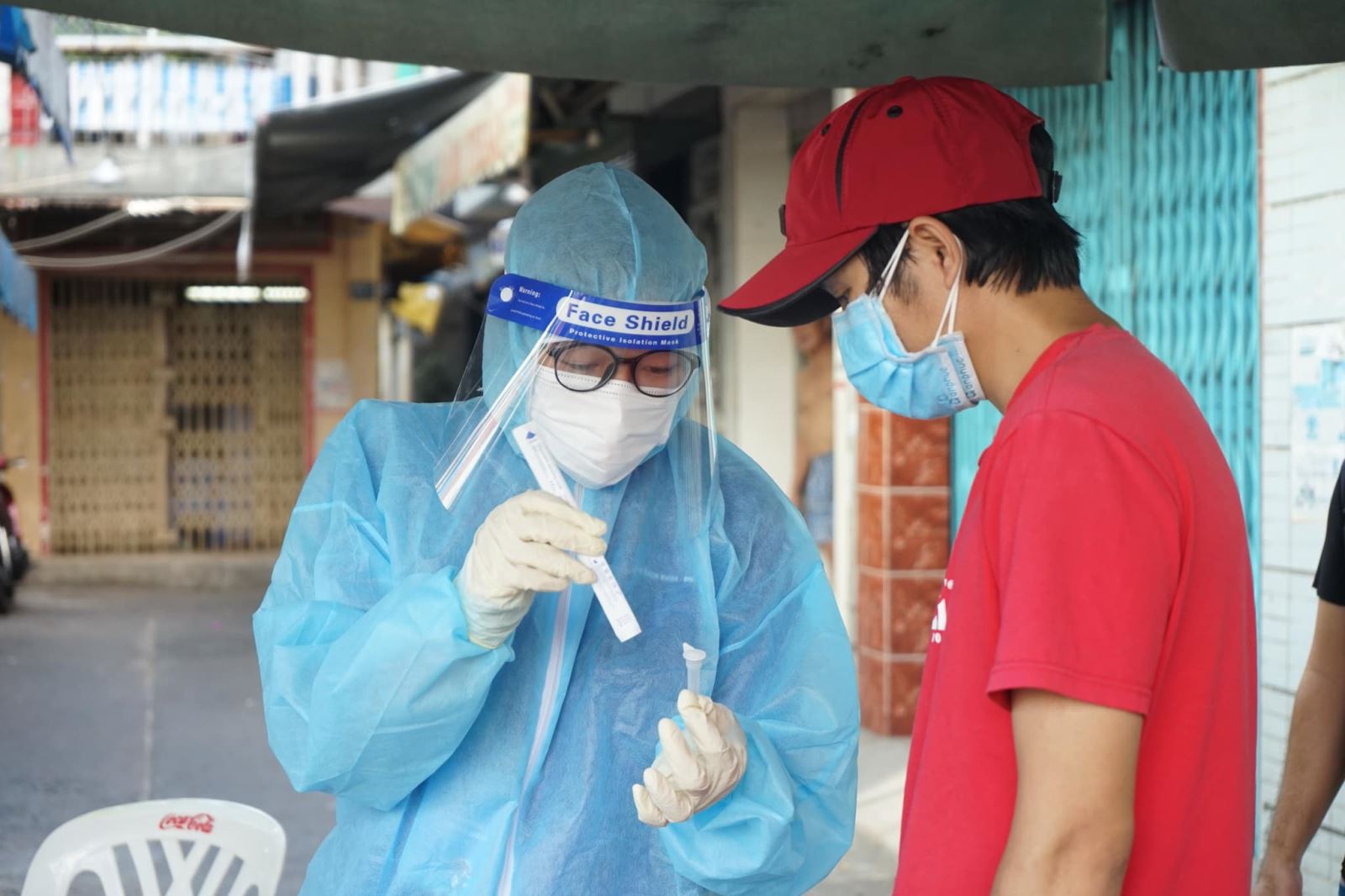 Ngày 11-10, Việt Nam ghi nhận 3.619 ca nhiễm mới SARS-CoV-2, các tỉnh Bình Dương, Đồng Nai giảm nhiều ca nhất