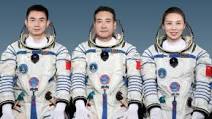 Trung Quốc lần đầu tiên đưa phi hành gia nữ  lên trạm vũ trụ