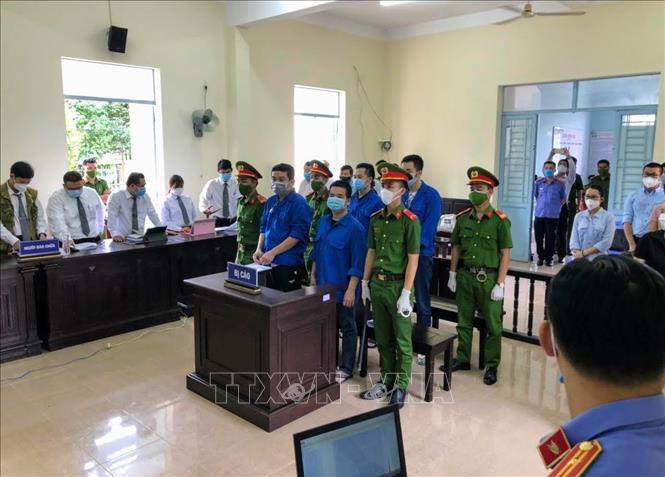 Phạt tù bị cáo Trương Châu Hữu Danh và 4 thành viên nhóm 'Báo Sạch'