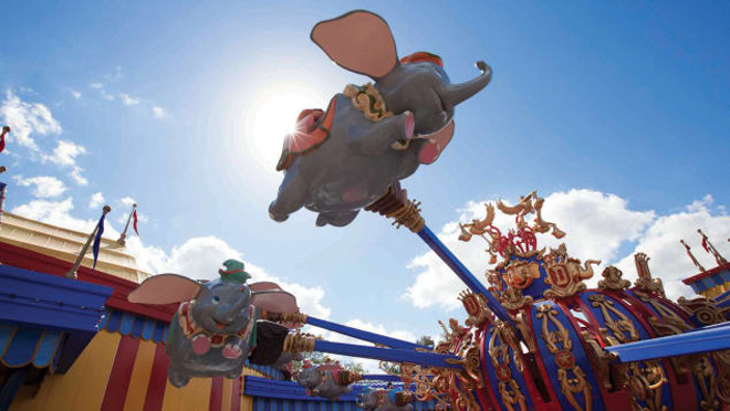Dumbo - Chú voi biết bay tại công viên giải trí nổi tiếng nhất thế giới Magic Kingdom của Disney World. Ảnh: CNN