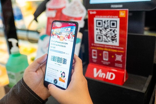 Khách hàng dễ dàng sử dụng voucher để thanh toán bằng cách quét mã QR code.