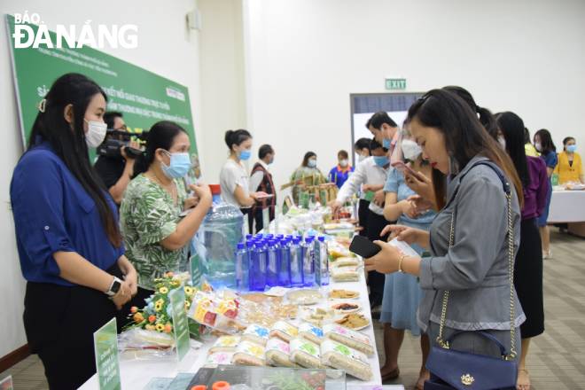 Chương trình thu hút khá đông doanh nghiệp, cơ sở sản xuất tham gia.