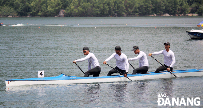 Boasting very young talented athletes who have achieved many outstanding results in the national and international sports arena, the Da Nang Boat Racing Team promise to gain more success in the future. Photo: HUU DUNG