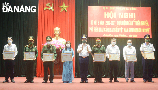 Nhiều hình thức tuyên truyền hiệu quả Luật Cảnh sát biển Việt Nam