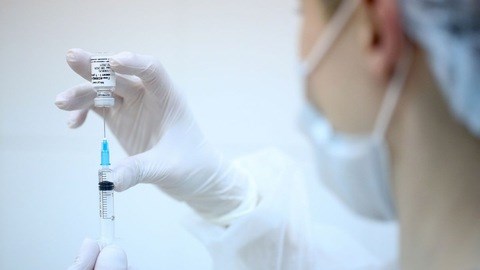 Bộ Y tế yêu cầu tìm nguyên nhân tiêm nhầm vắc-xin cho trẻ ở Hà Nội