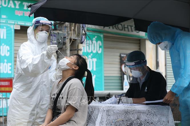 Ngày 12-11, Việt Nam có 8.982 ca nhiễm mới SARS-CoV-2 tại 56 địa phương