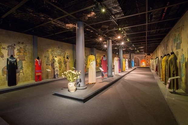 The “Viet Nam cultural heritage space” exhibition will be held in both in-person and virtual formats by the Vietnam Exhibition Centre for Culture and Arts from November 22. (Photo: baovanhoa)