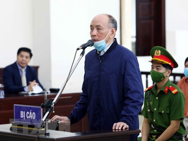 Bị cáo Trần Trọng Mừng (nguyên Tổng Giám đốc Công ty Gang thép Thái Nguyên) khai báo trước tòa. Ảnh: Phạm Kiên - TTXVN