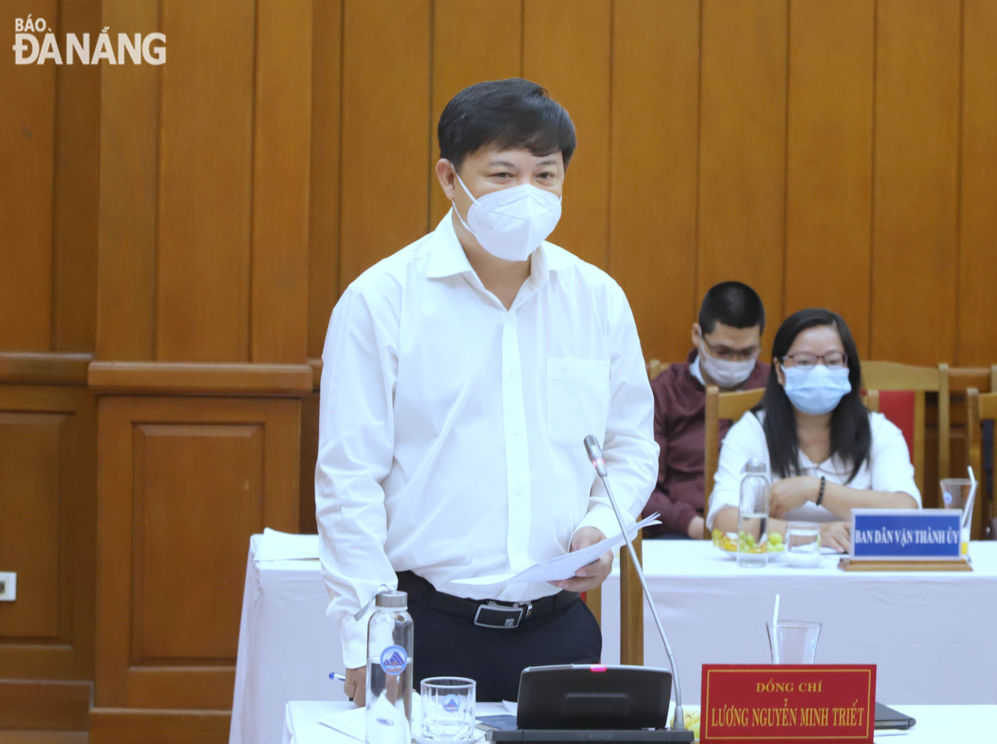 Phó Bí thư Thường trực Thành ủy Lương Nguyễn Minh Triết phát biểu tại buổi làm việc. Ảnh: NGỌC PHÚ