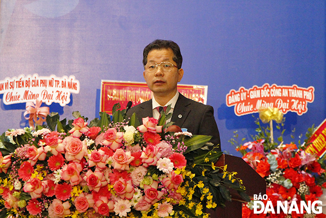 Bí thư Thành ủy Nguyễn Văn Quảng phát biểu chỉ đạo tại Đại hội đại biểu Phụ nữ thành phố lần thứ XIV, nhiệm kỳ 2021-2026. Ảnh: XUÂN DŨNG