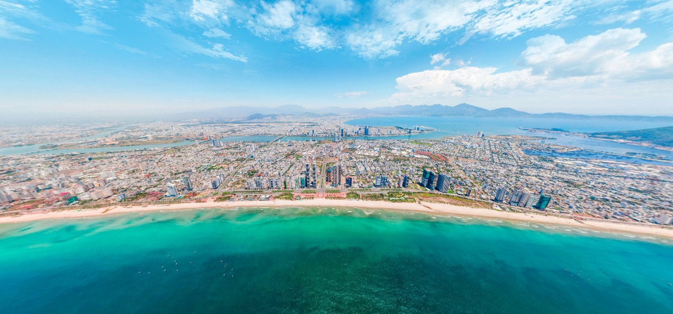 The view of Da Nang from the sea