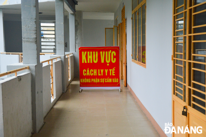 Private rooms are allocated to isolate COVID-19 positive persons or quarantine close contacts. Photo: XUAN SON