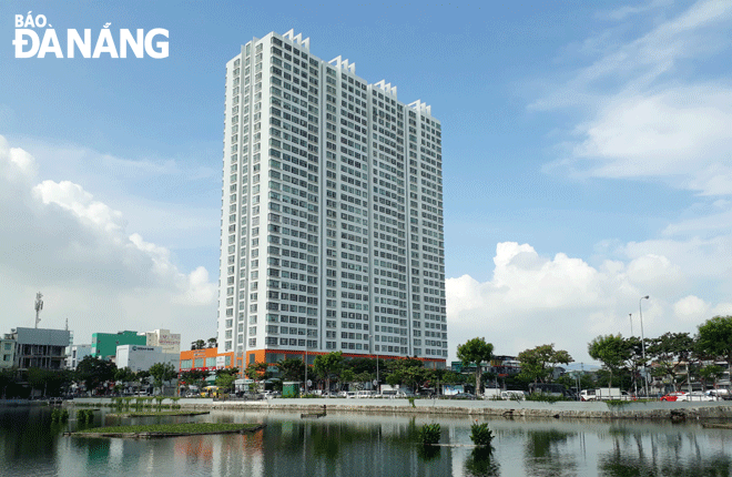 Exploiting landscape values to create a place for community activities will increase the value of the city's urban infrastructure in the coming time. A corner of Thac Gian- Vinh Trung Lake, Thanh Khe District is seen. Photo: TRIEU TUNG