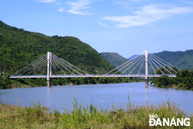 The natural ecological sites along the Cu De River in Hoa Vang District are inviting to both domestic and foreign visitors. Photo: THANH TINH