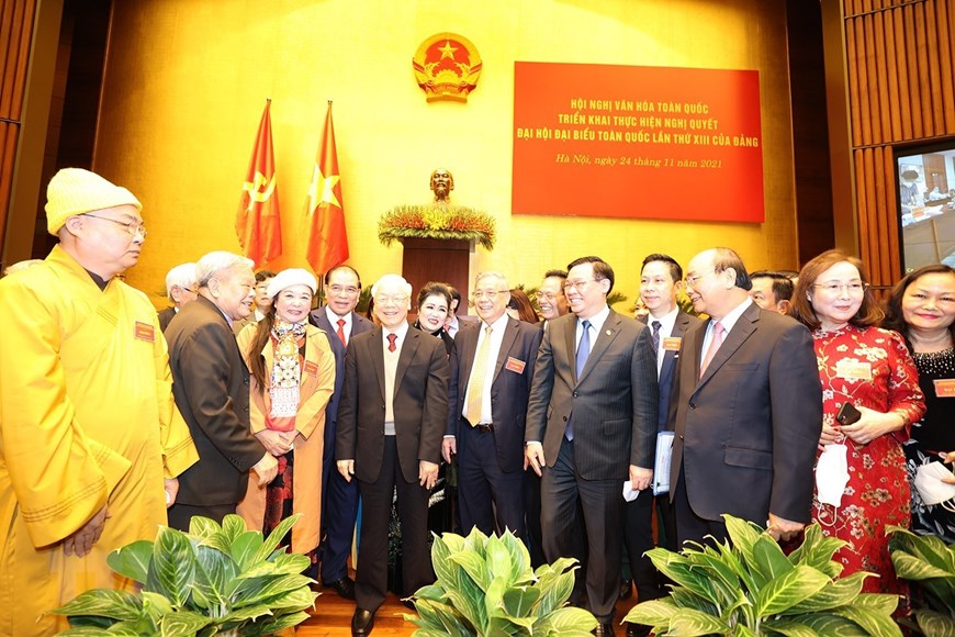 Tổng Bí thư Nguyễn Phú Trọng cùng các vị lãnh đạo, nguyên lãnh đạo Đảng, Nhà nước và các đại biểu dự hội nghị. (Ảnh: Trí Dũng/TTXVN)