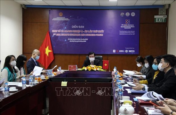Deputy Minister of Industry and Trade Nguyen Sinh Nhat Tan attends the first Asia-Europe Economic and Business Forum (AEEBF1) virtually from Ha Noi. (Photo: VNA)