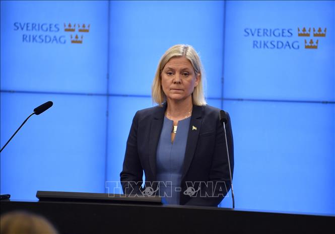Thủ tướng Thuỵ Điển vừa được bầu Magdalena Andersson trong cuộc họp báo tại Stockholm, ngày 24-11-2021. Ảnh: AFP/TTXVN