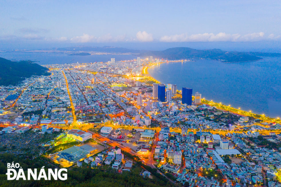 Romantic sunset moment seen in Quy Nhon City