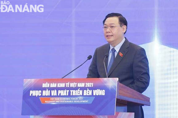Diễn đàn Kinh tế Việt Nam 2021 bàn về phục hồi và phát triển bền vững