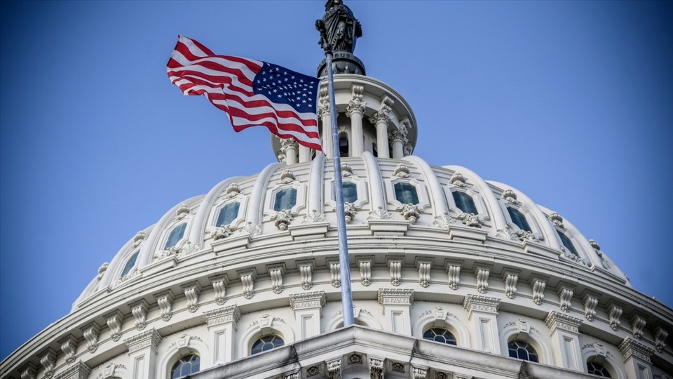 Thượng viện đồng ý nâng trần nợ công, Mỹ thoát nguy cơ vỡ nợ