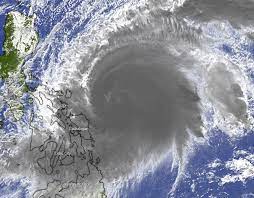 Siêu bão trên Biển Đông không gây thiệt hại lớn cho đất liền