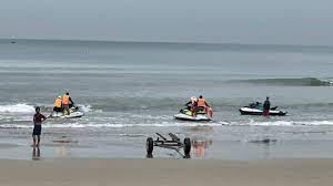 Tìm kiếm 2 người bơi thuyền kayak mất tích