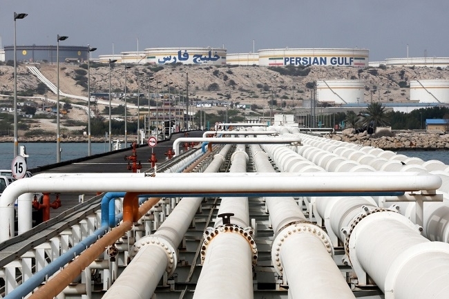Iran yêu cầu dỡ bỏ lệnh cấm xuất khẩu dầu thô