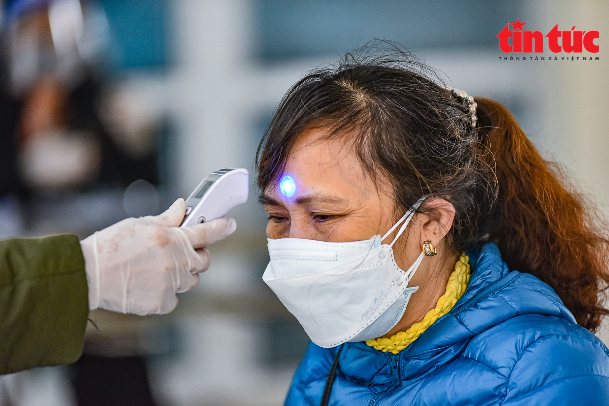 Ngày 30-12, Việt Nam có 17.000 ca nhiễm mới SARS-CoV-2